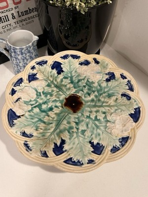 Rare Majolica Scalloped Edge Basket Weave Plate With Dogwood & Leaf 9  19thC EUC