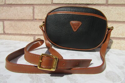 Vintage Guess Black Brown Trim Camera Crossbody Bag Shoulder