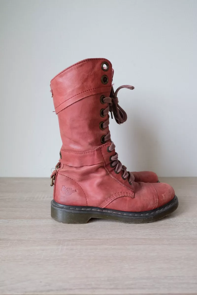 12 eye sales doc martens
