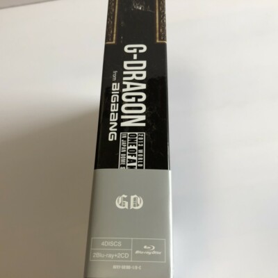 G-DRAGON 2013 WORLD TOUR ~ONE OF A KIND~ IN JAPAN DOME SPECIAL 2CD