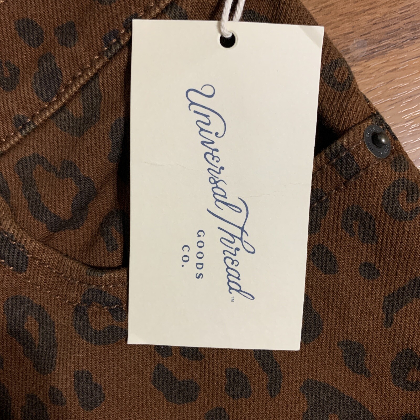 Universal Thread Vintage Leopard Print Jeans Size… - image 4