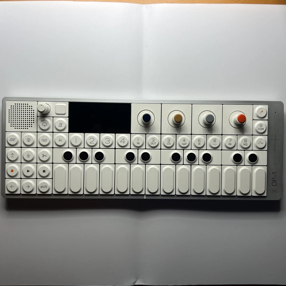 Teenage Engineering - OP-1 field - Sehr Gut - Bild 2 von 4