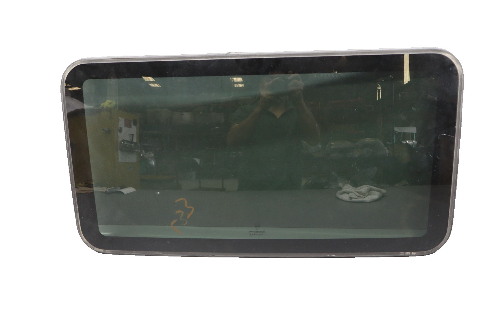 Maserati Quattroporte 2003-2013 Sunroof glass P/N 980139311