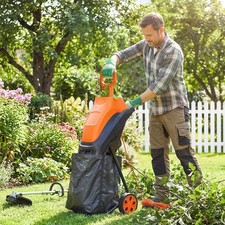 15-Amp Electric Wood Chipper, Wood Mulcher Shredder with 45L Collection Bag