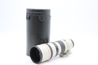 Canon EF 300mm F/4 L USM Telephoto Autofocus Camera Lens Working w/ Canon Case