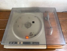 Denon DP-2700 Direct Drive Turntable Record Player