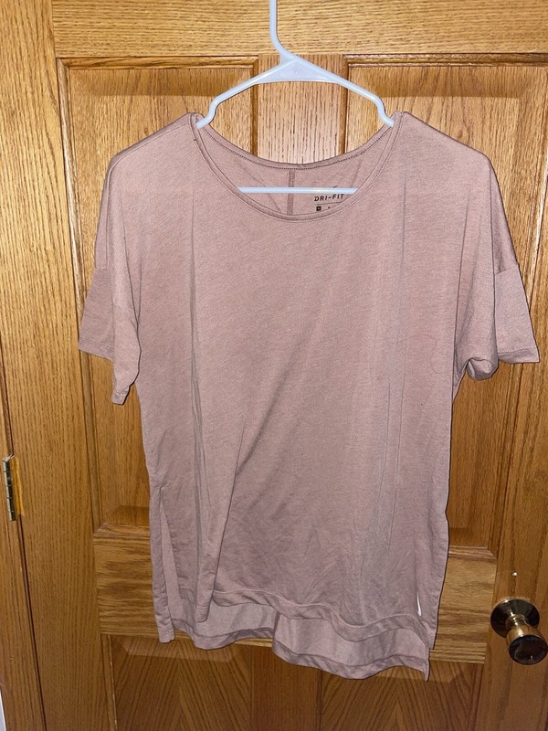 Pink Nike Dri Fit Tee Medium Women’s 