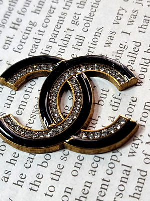 Chanel button black gold rhinestones 36*30 flat button 1 pc