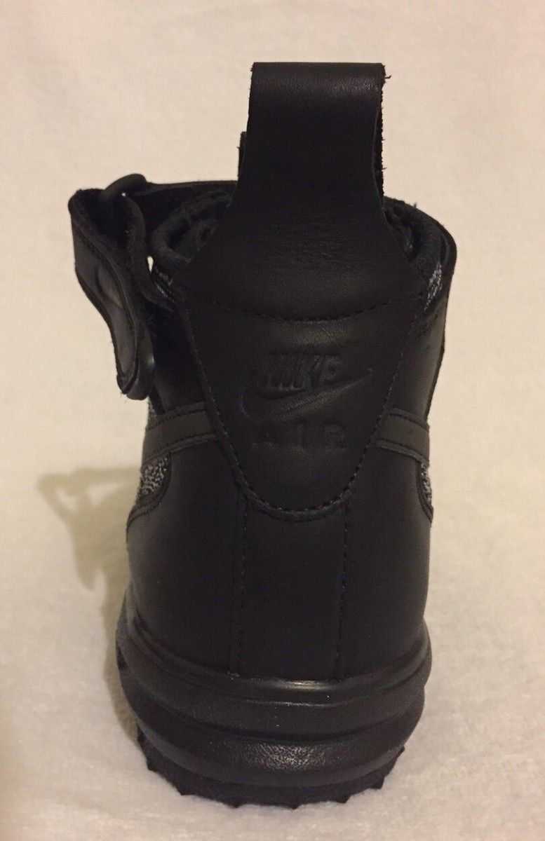 w lf1 flyknit workboot