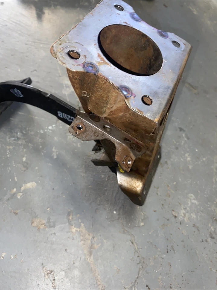 OEM 1993-1997 Subaru Impreza Brake Pedal Stop 93-97 - Image 4 of 4