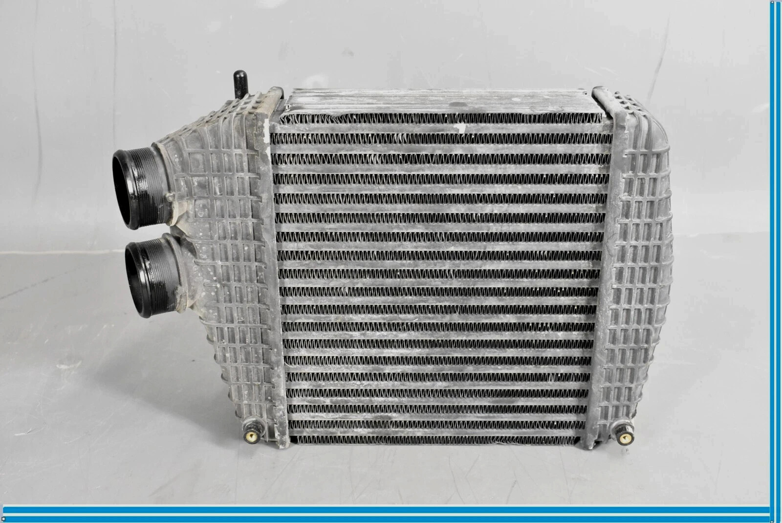 14-24 Maserati Quattroporte Ghibli 3.0L Right Side Turbocharger Intercooler OEM