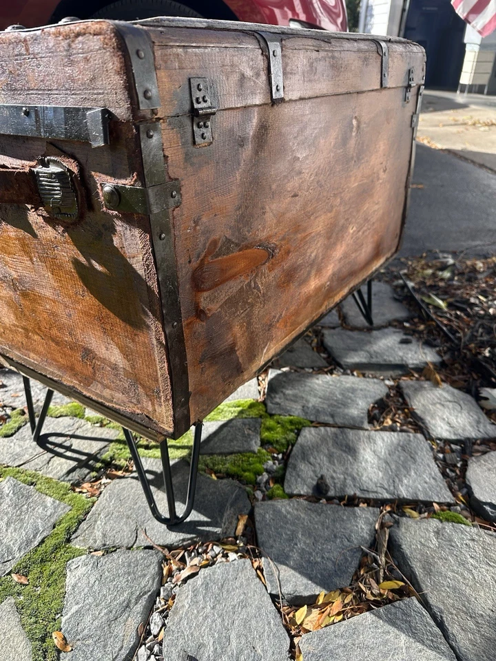 De colección. Baúl John C. Locke Co. buen estado. Sin llave ver fotos Foto 4 de 4