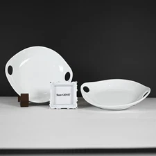 Crate & Barrel Appetizer Dessert Snack Plates w/Handles Set OF 2, White