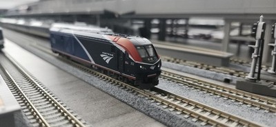 (Neu, unbenutzt) Kato Spur N Amtrak ALC42 Lok American Model Train