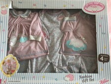 ZAPF BABY ANNABELL FASHION GIFT SET,MIX AND MATCH OUTFITS.BRAND NEW SET.