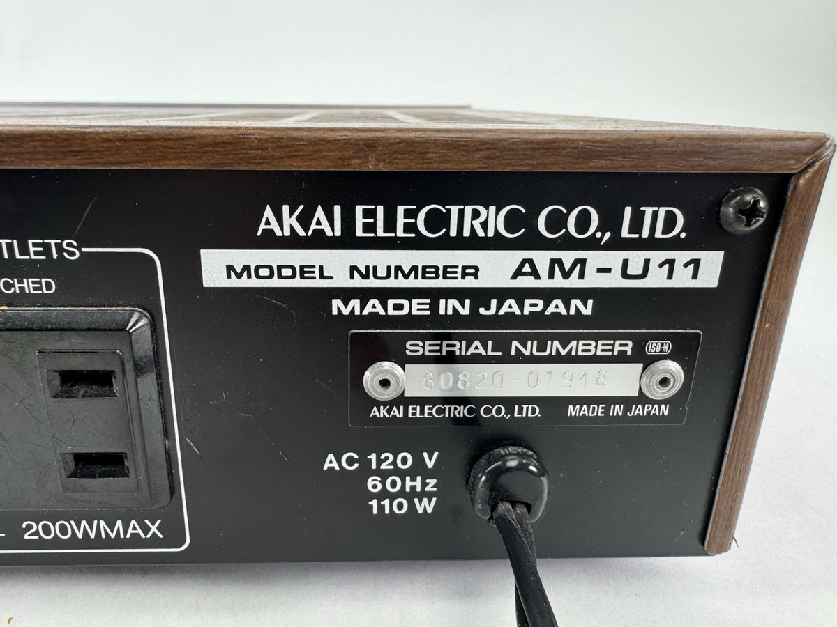 Amplificateur Stéréo AKAI AM-U11 – Vintage – 2 Canaux – Argent