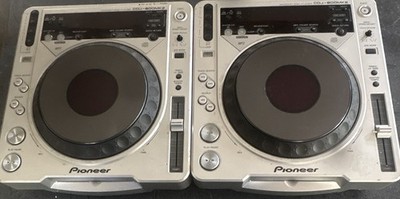 Pioneer CDJ-800MK2 Pair Silver DJ CD/MP3 Players Loop BPM Master Tempo