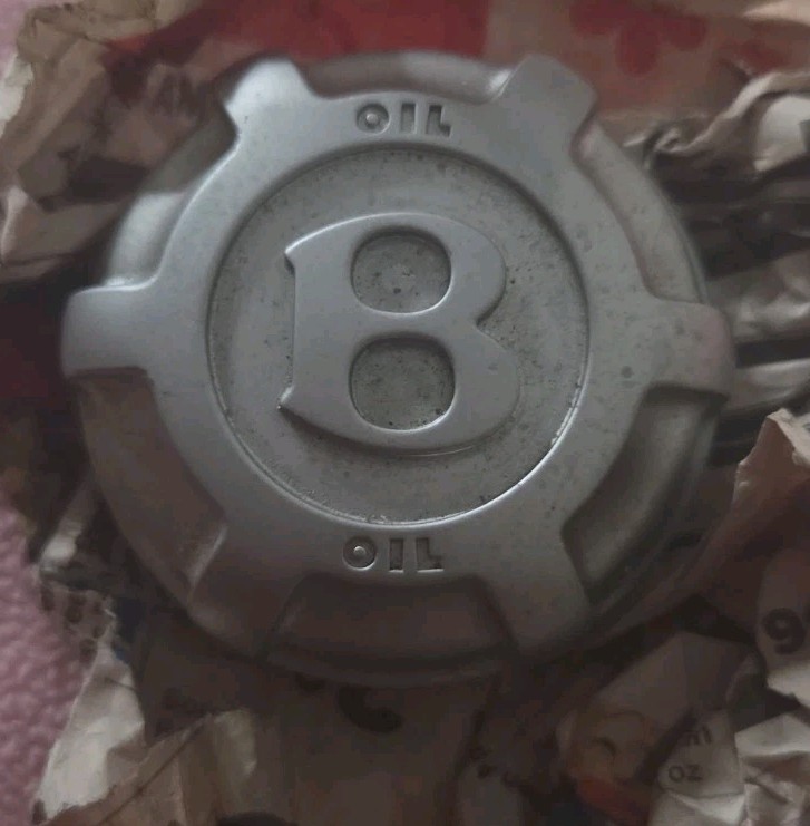 Bentley Continental GT 2003-2017 Oil filler cap