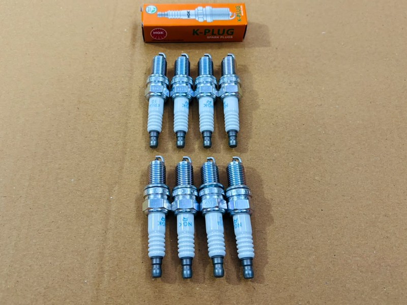 8x GENUINE NGK REPLACEMENT SPARK PLUG KR6A-10