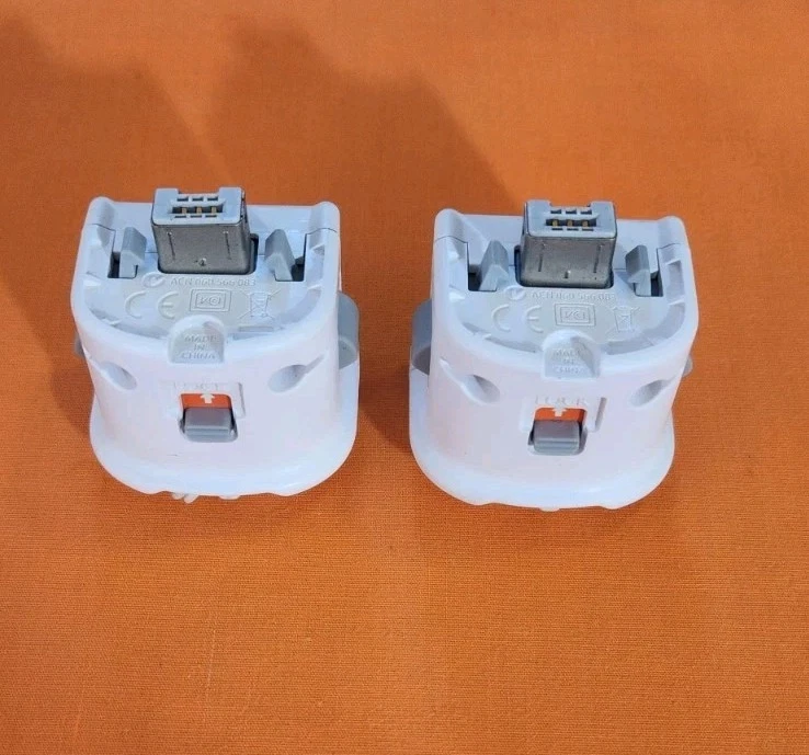 2 Adaptador Sensor Motion Plus Oficial Nintendo Wiimote | RVL-026 | Blanco Foto 2 de 3