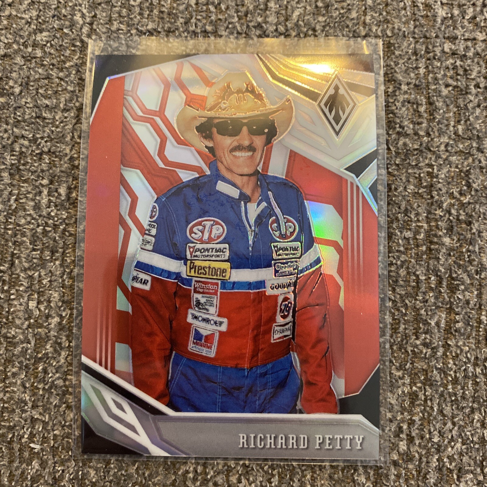 2020 Panini Chronicles Racing NASCAR Phoenix Red /99 Prizm SP #7 Richard Petty