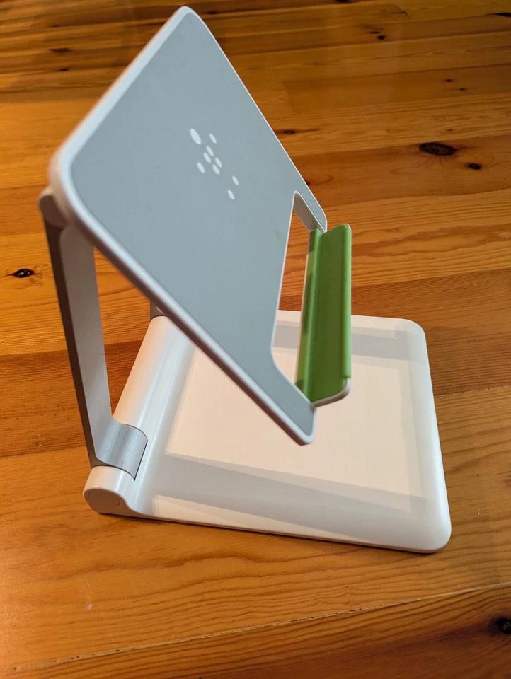 Belkin Portable Tablet Stage (Model B2B118) - Image 3 of 4