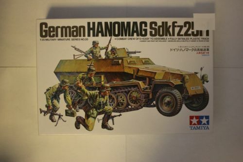 Tamiya 1/35 Hanomag Sdkfz251/1 WW2 German Military Model Kit - Image 7