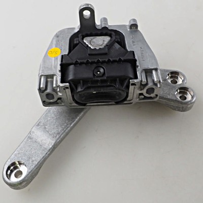 Genuine VW AUDI SKODA Golf R32 GTI Rabbit Engine Mounting 