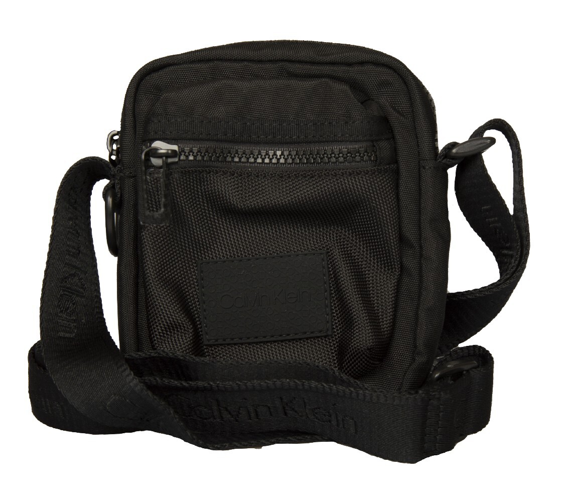 Мини-органайзер для одежды от CALVIN KLEIN kleine Tasche Artikel ZM0ZM021 12290₽