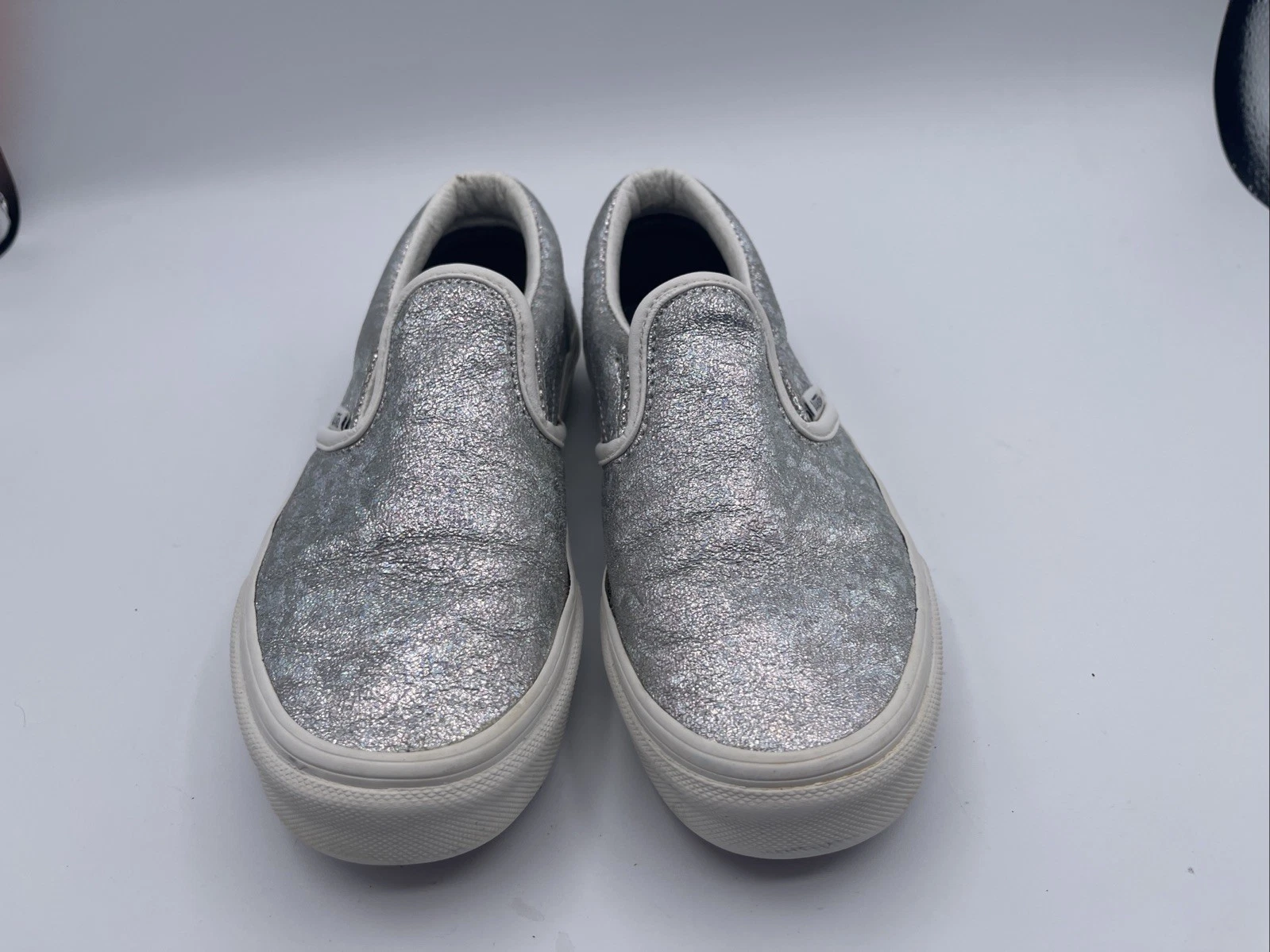 Vans Kids Youth Size 2.5 Sneakers Slip On Shoes Low Silver Sequin Glitter