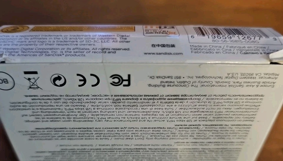 SanDisk OrangeSansa Clip Jam 8GB MP3 Player + FM Radio (Brand new,unopened) - Image 4 of 4