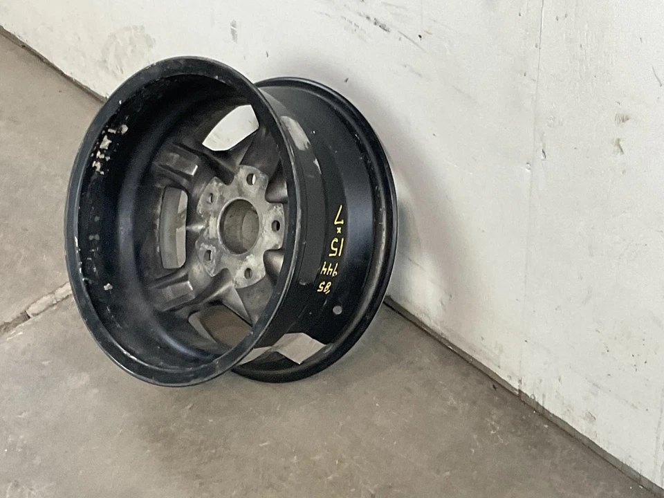 Rueda Porsche 911 1974-1983 7X15 91136102354 91136102350 91136102354R 81298 Foto 3 de 4