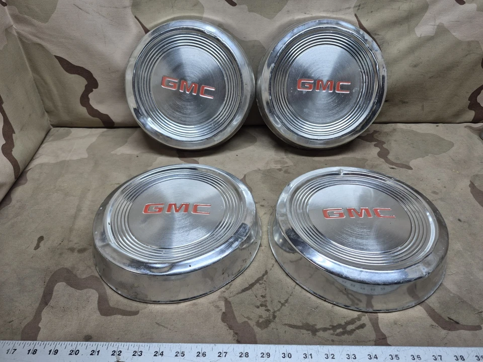 GMC S15 1983-1996 Sonoma Safari Van 10,5" Tapacubos Plato para Perros Fabricante de Equipo Original Foto 2 de 4