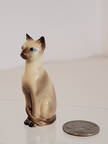 Hagen Renaker Siamese "bowling pin" sitting cat #324 vintage 2.5" tall *AS IS* - Picture 2 of 8