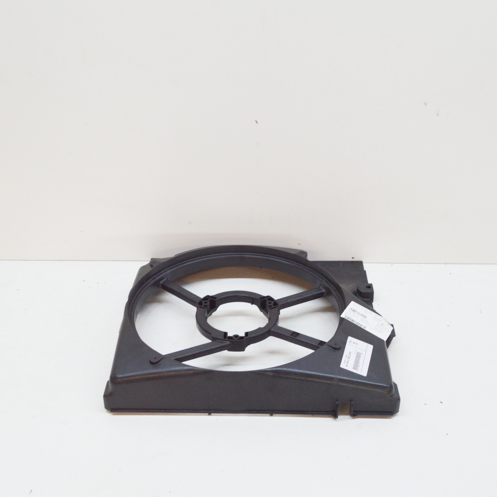 BMW Z3 Coupe E36 A/C Condenser Fan Shroud 64548362430 8362430 NEW
