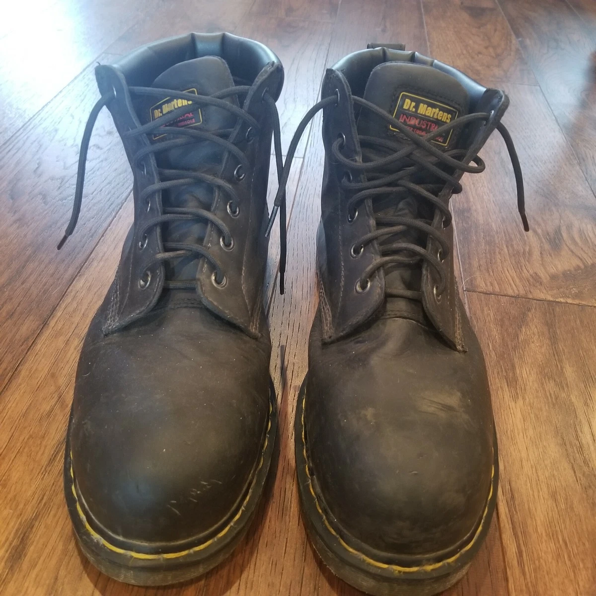 Dr martens shop chukka safety boots