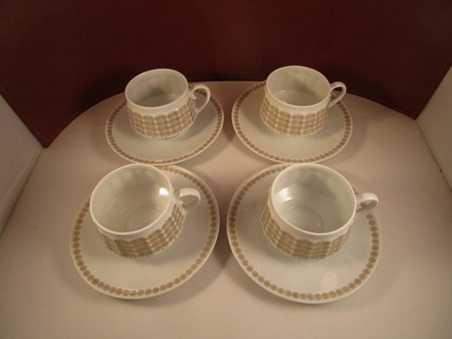 Vintage Arabia Finland Pallas Gold Set of 4 Cups & Saucers A - Picture 2 of 12