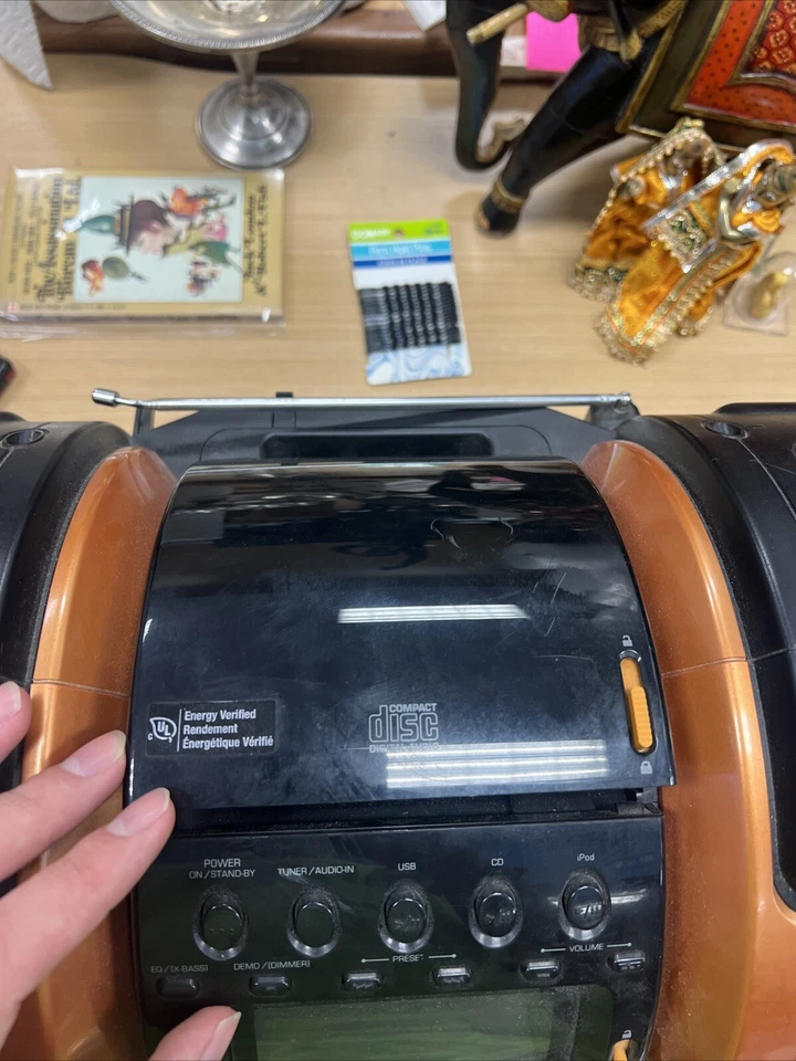 Sharp Boombox Reproductor de CD iPod Base Radio AM/FM Naranja GX-M10 Foto 3 de 4