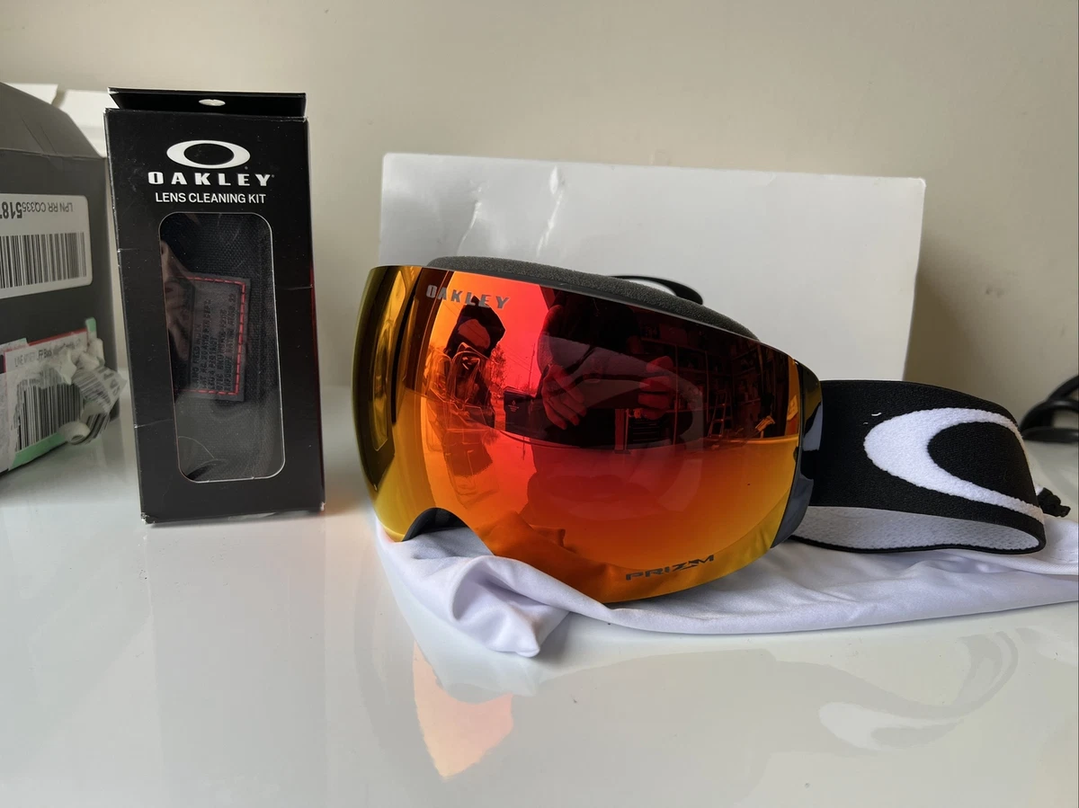 Oakley line hot sale miner factory pilot
