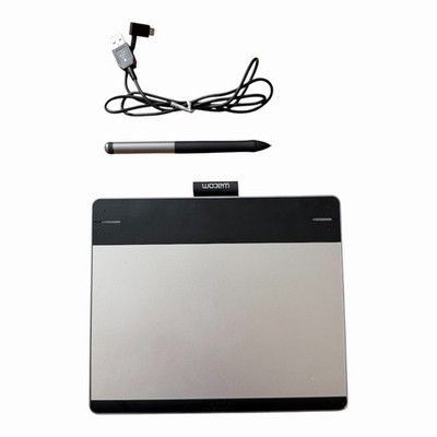 Wacom CTL 480 Intuos Small Creative Pen Tablet Excellent Tested