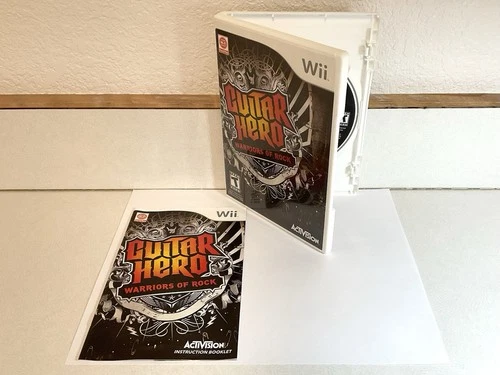 Wii Guitar Hero: Warriors of Rock (2010) ActiVision — CIB [Near Mint]