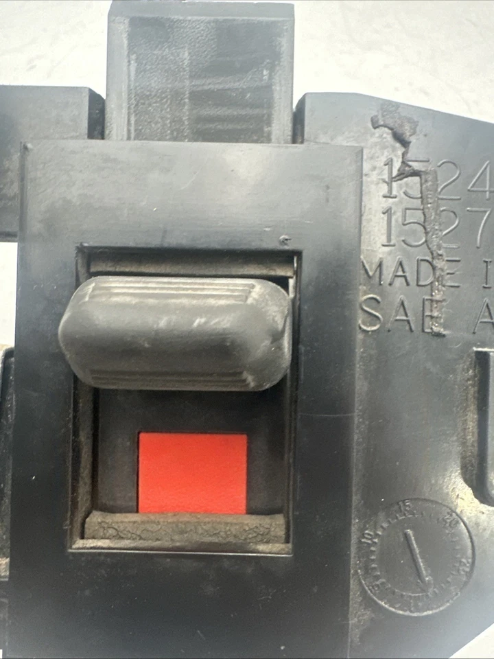 GMC C6500 2006 par de manijas de cerradura de puerta interior 15248218 y 15248219 Foto 4 de 4