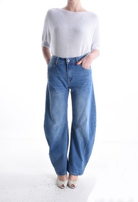 Jeans in Ankle Ballon mit Knöpfen ! Neu und ungetragen! In Gr.L ! Sehr modern!