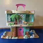 Vintage Fisher Price Little People Beach House Playset 2000  W/ Figures & Extras