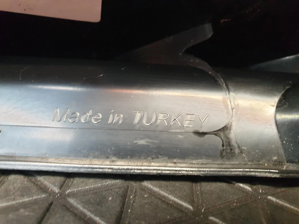 FIAT PUNTO LUZ TRASERA LADO DEL CONDUCTOR OFFSIDE DERECHA 2014 3 PUERTAS HATCHBACK Foto 3 de 4