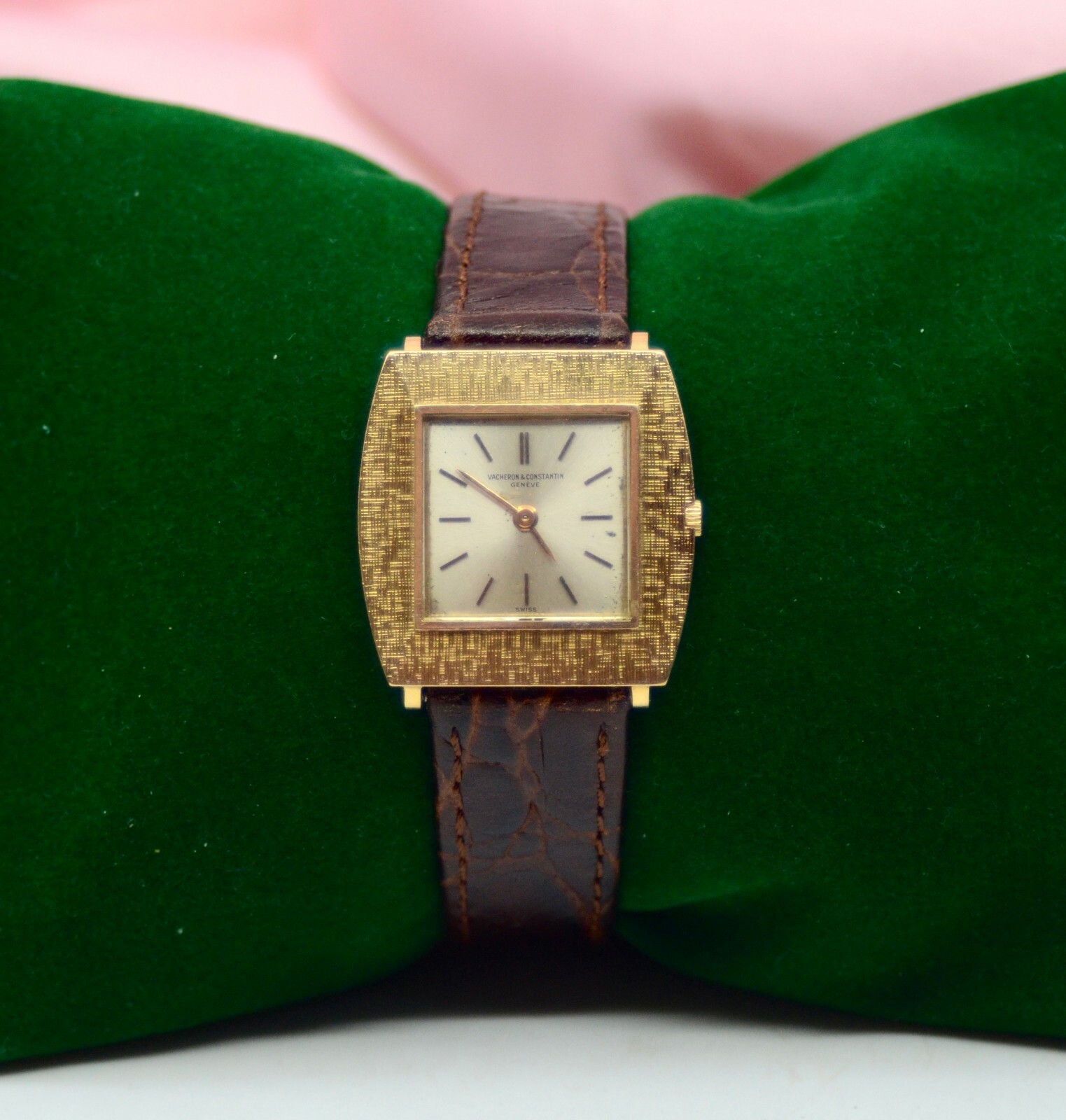 Vacheron Constantin Geneve 18K Yellow Gold watch Viễn Chí Bảo