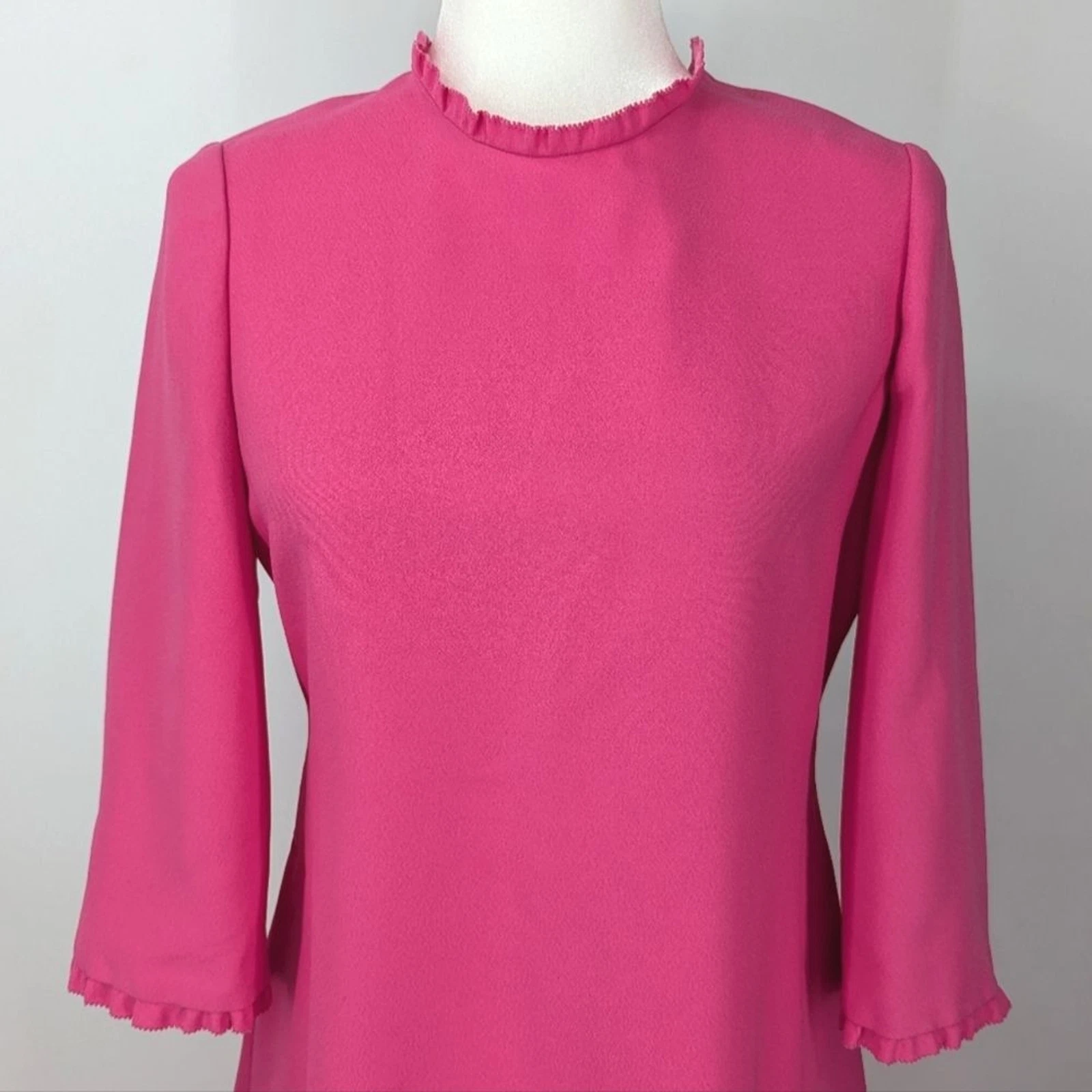 Mini abito Kate Spade New York rosa caldo vertiginoso collo arricciato maniche lunghe 3 4