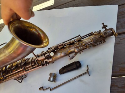 Buescher Silver Plated True Tone Low Pitch Alto Saxophone Patent