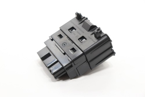2024 - 2025 BUICK ENCORE GX AUDIO PLAYER & USB RECEPTACLE BRACKET OEM - Picture 9 of 11