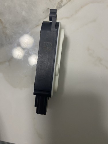 Toyota Grille Air Shutter Actuator Motor 88940-33020 for Camry Hybrid 2021-2024 - Picture 2 of 6